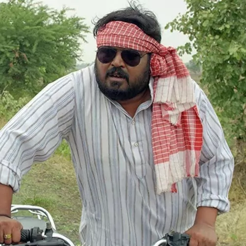 Faisal Malik as Prahlad Pandey